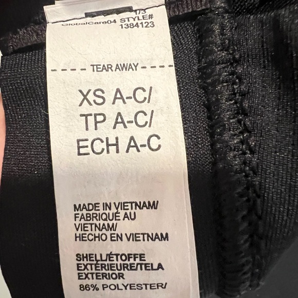 🆕 NWT Under Armour Infinity Mid 2.0 Black Sports Bra with Logo Straps - Picture 7 of 8